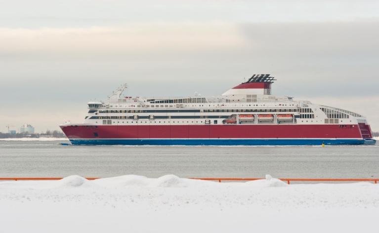 Veerboot in de buurt van Tallinn