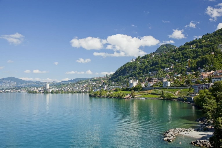 view_of_lake_geneva